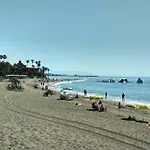公寓 Pueblo Blanco 贝纳尔马德纳